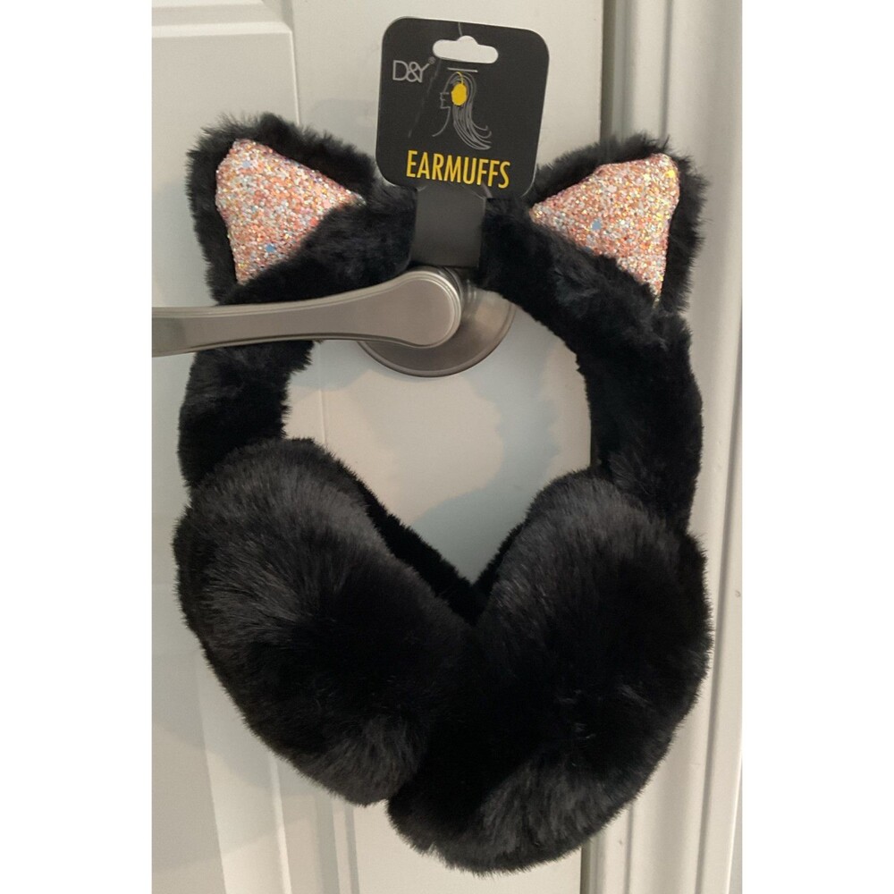 NWT D & Y Winter Cat Ear Muffs Sparkly Black One Size Women’s Warm & Fuzzy